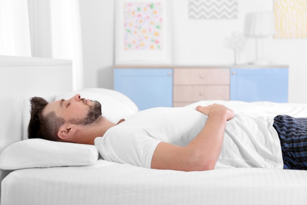 Cách cải thiện tư thế ngủ đúng, liều thuốc chữa lành tốt nhất sau một ngày làm việc mệt mỏi.